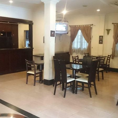 Hotel Citi International Palang Merah Medan Exterior photo