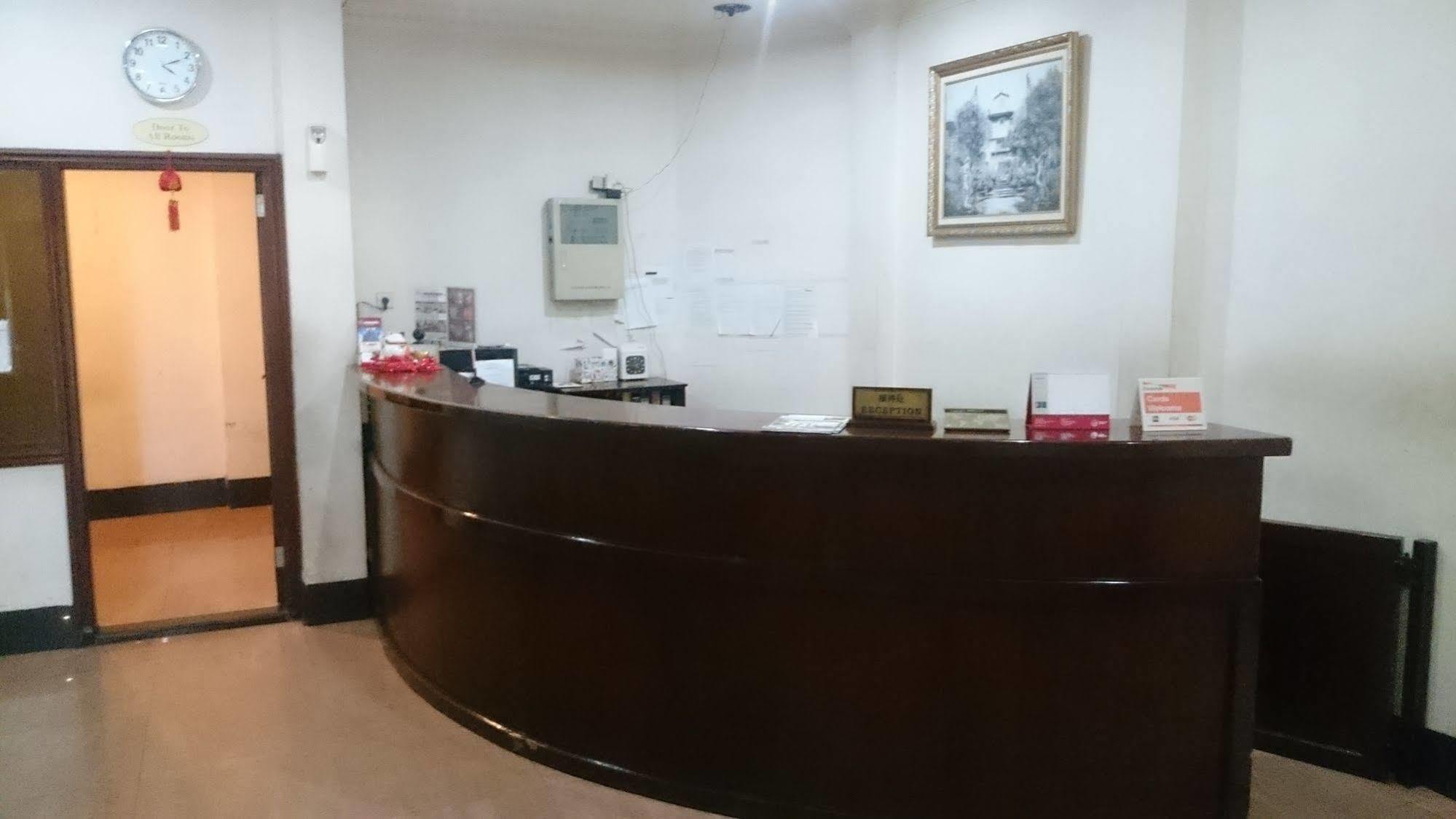Hotel Citi International Palang Merah Medan Exterior photo